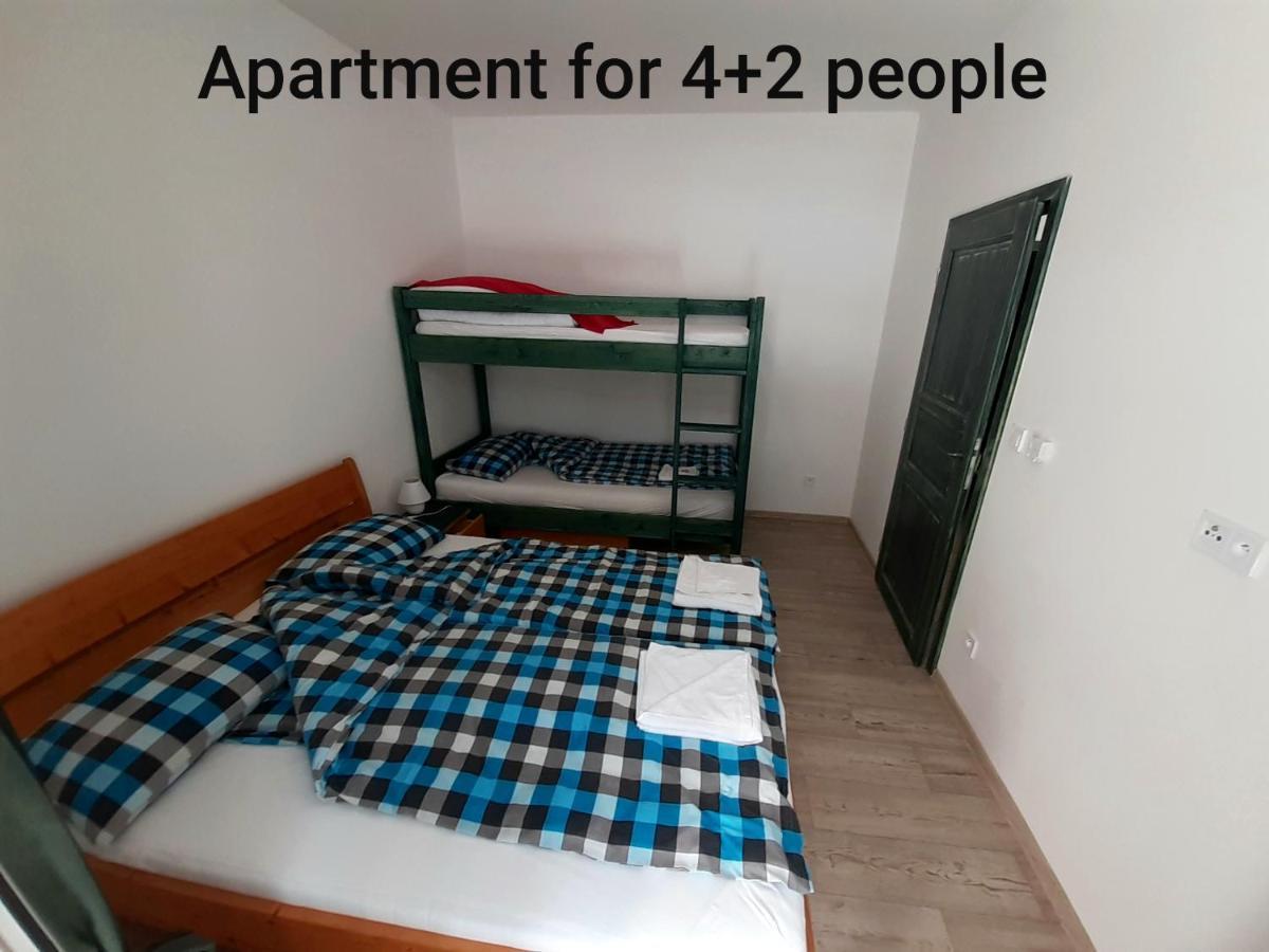 Pod Marianskymi Schody Apartment *