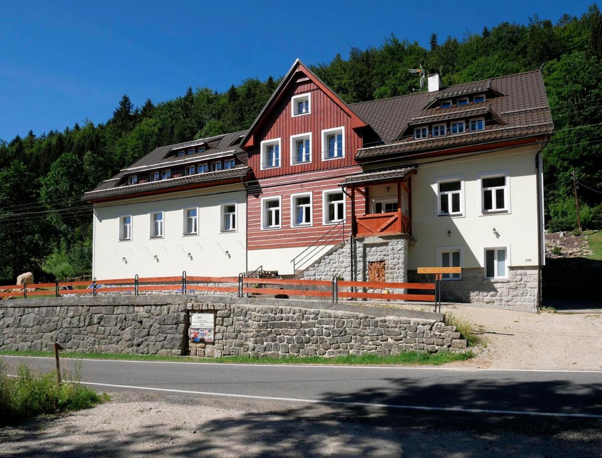 Pod Marianskymi Schody