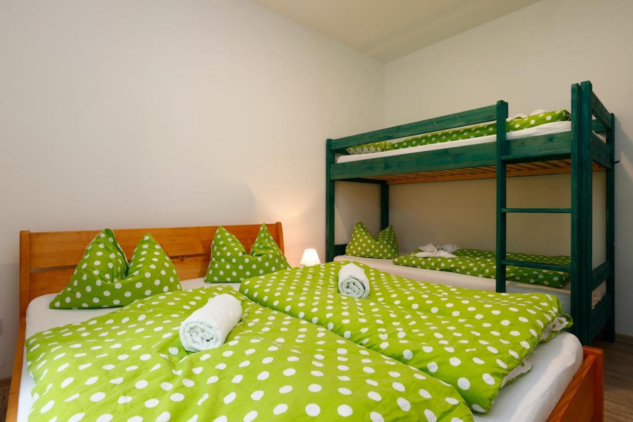 Pod Marianskymi Schody Apartment *
