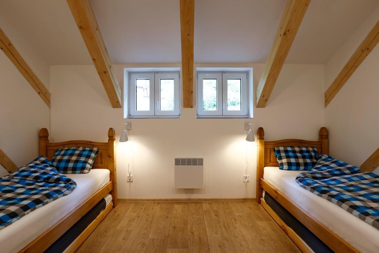 Pod Marianskymi Schody Apartment