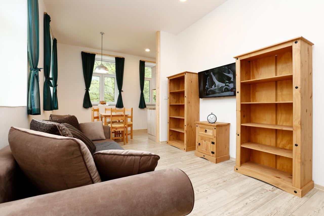 Pod Marianskymi Schody Apartment